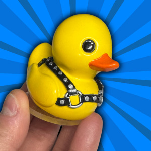 rubber-duck-en-1 Figure - Rubber Duck with Harness