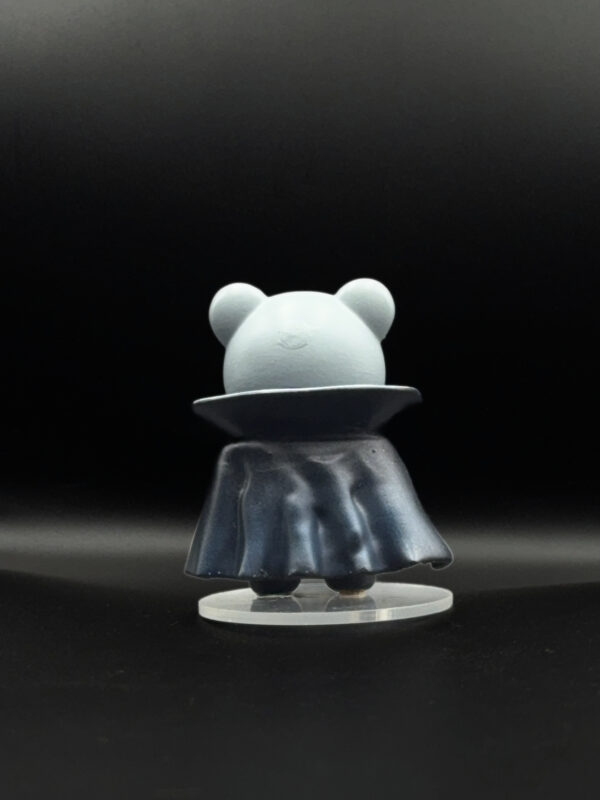spooky-dracula-dos Dracula bear figurine, back